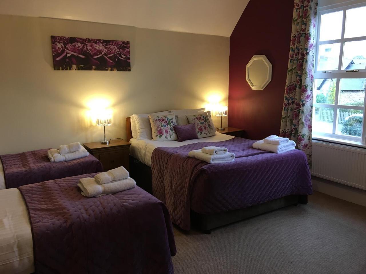 The Black Bull Inn Escrick Δωμάτιο φωτογραφία